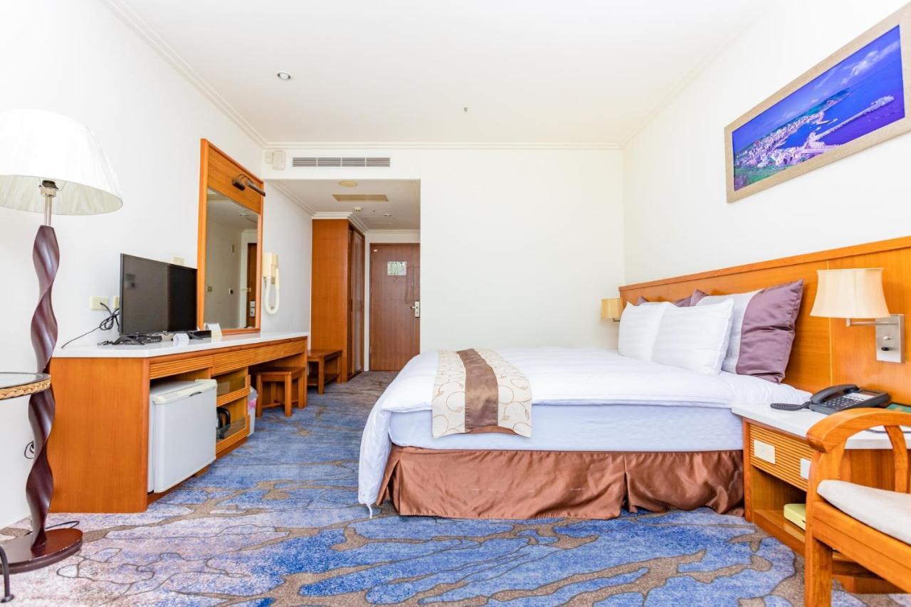 Yaling Hotel Magong Eksteriør billede